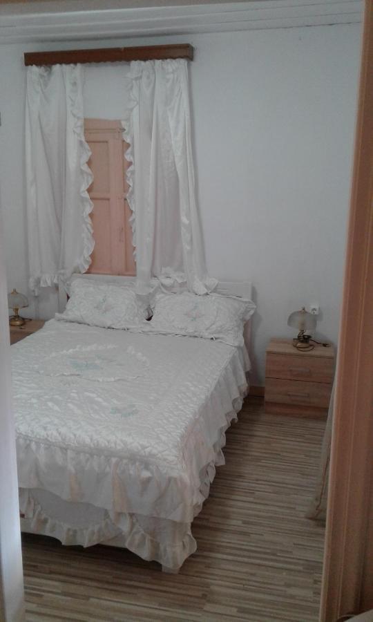 Villa Angela, Traditional Villa In The Village Agios Ioannis Peristerion 외부 사진