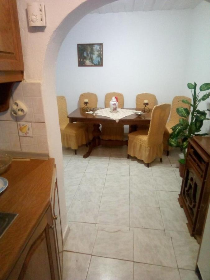 Villa Angela, Traditional Villa In The Village Agios Ioannis Peristerion 외부 사진